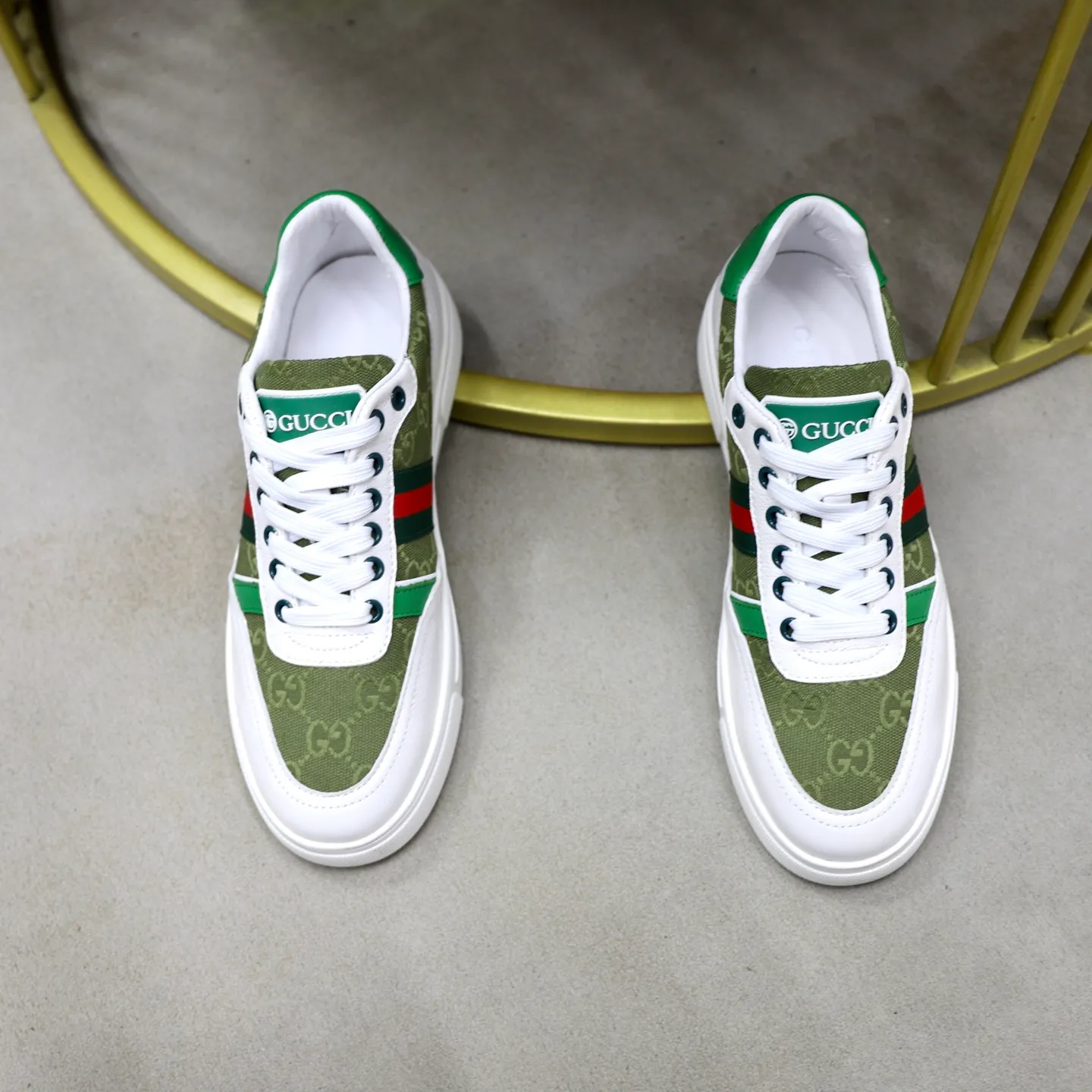 Ex-factory price: 420💰🙅‍♂️🙅‍♂️🙅‍♂️ Brand: GUCCI Standard code: 38-44 (45 customized) Grade: Same as the official website Material: Original leather splicing Comfortable and breathable sheepskin lining Original wear-resistant outsole Style category: Men's fashionable casual shoes Running sneakers Distinguished luxury brand elements Top luxury Color: actual picture color